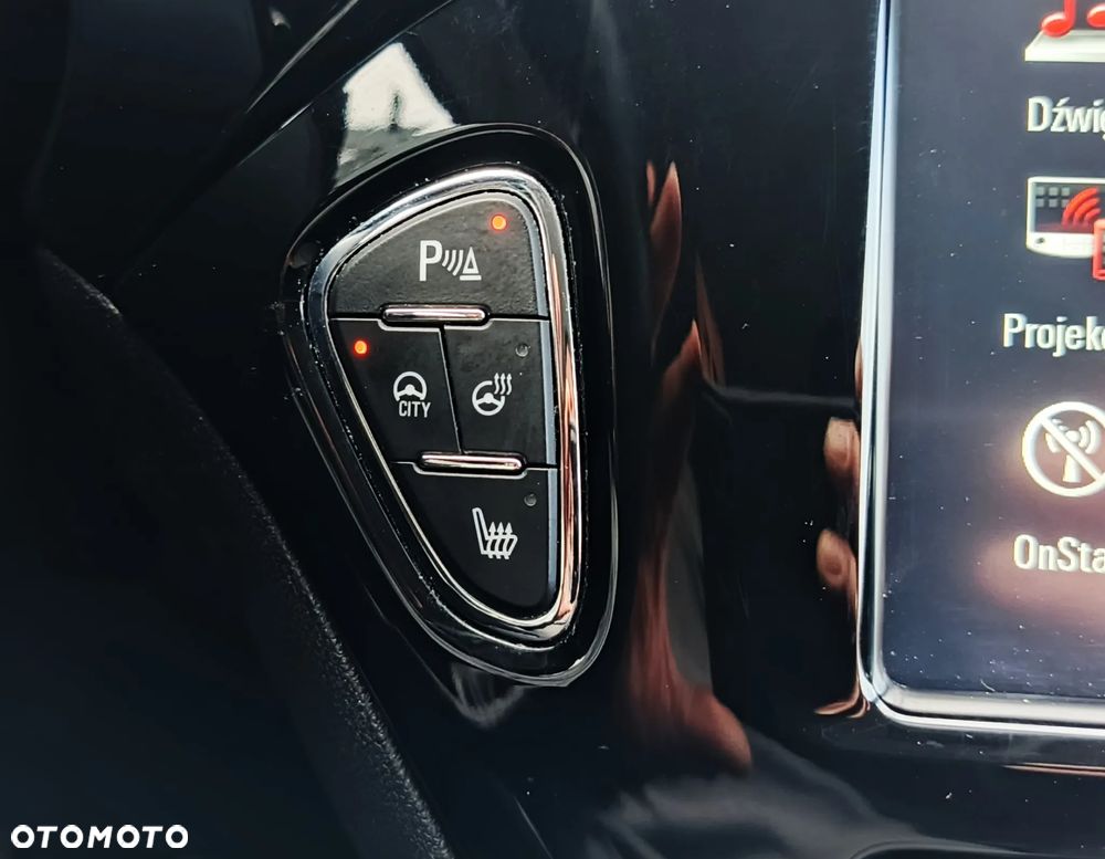 Opel Corsa 1.4 Innovation - 15