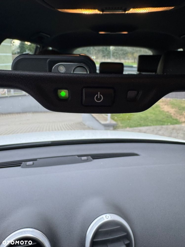 Audi A3 Sportback 2.0 TDI DPF Ambition S tronic - 13