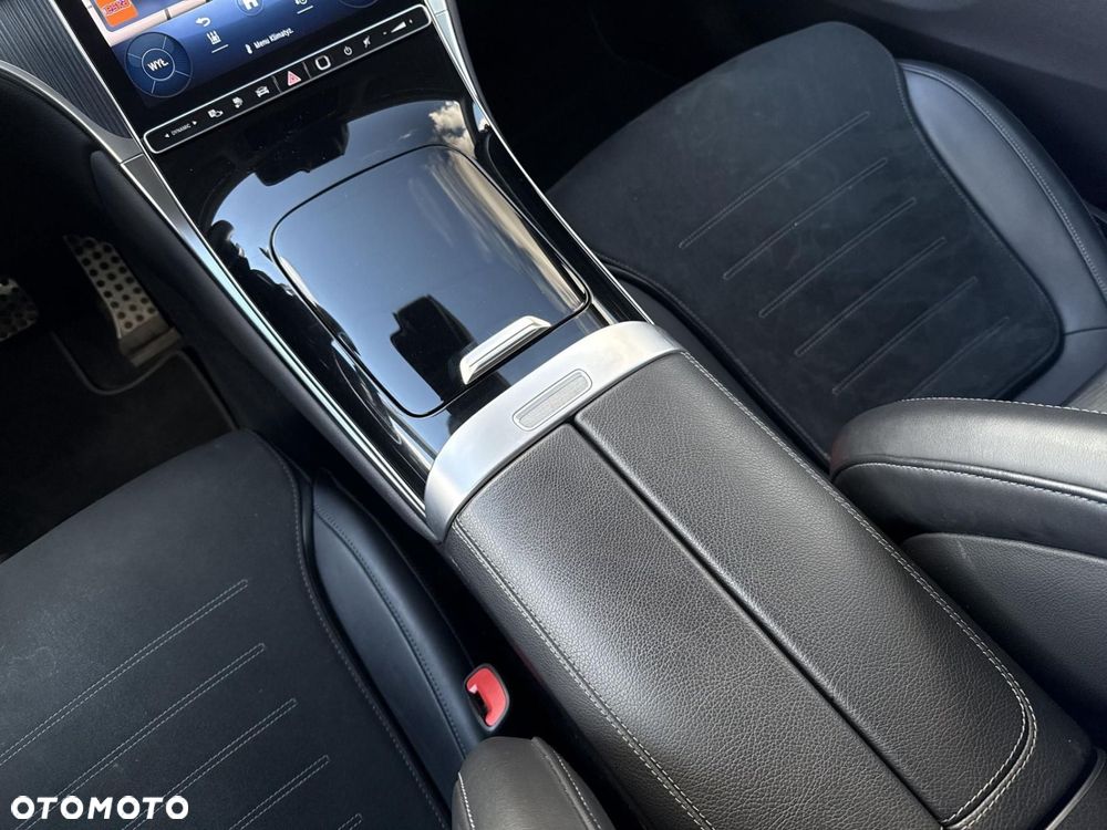 Mercedes-Benz GLC - 16