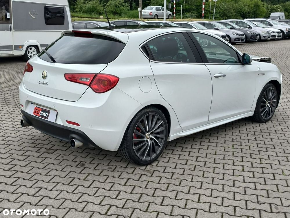 Alfa Romeo Giulietta - 7