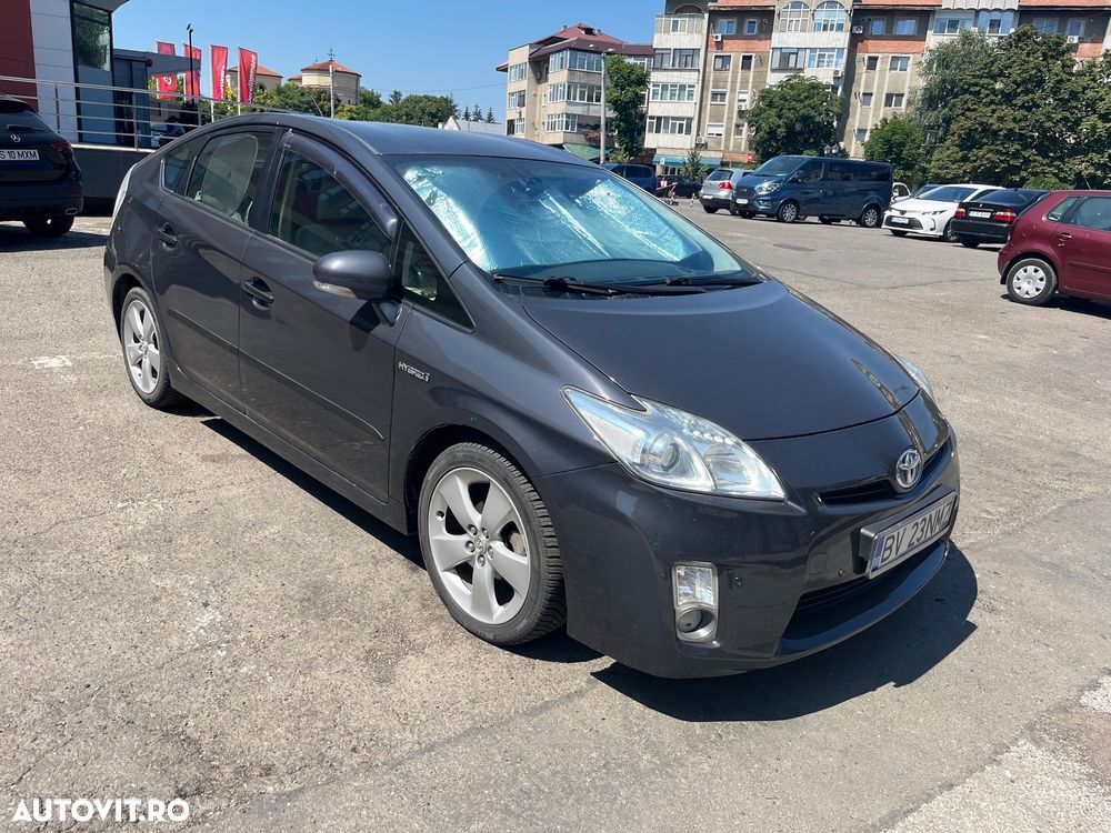Toyota Prius (Hybrid) Comfort - 1