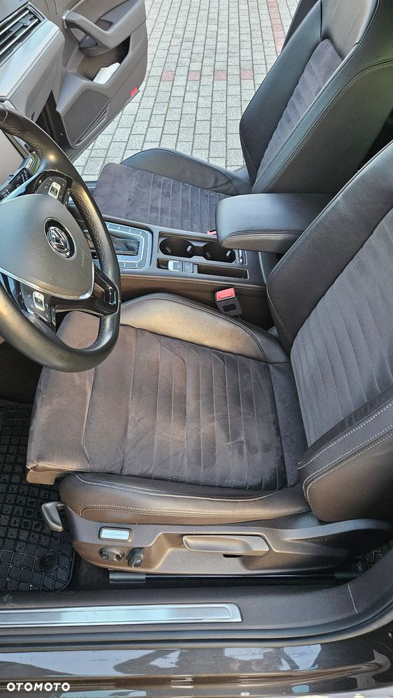 Volkswagen Passat 2.0 TDI BMT Highline DSG - 10