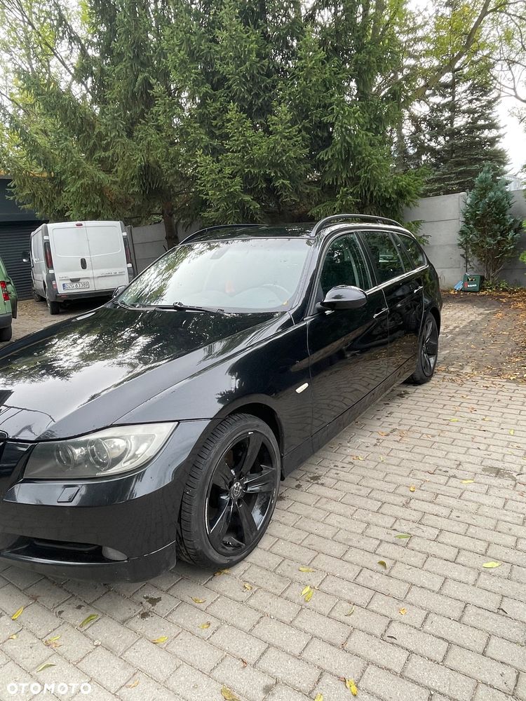 BMW E91 2008 photo 2