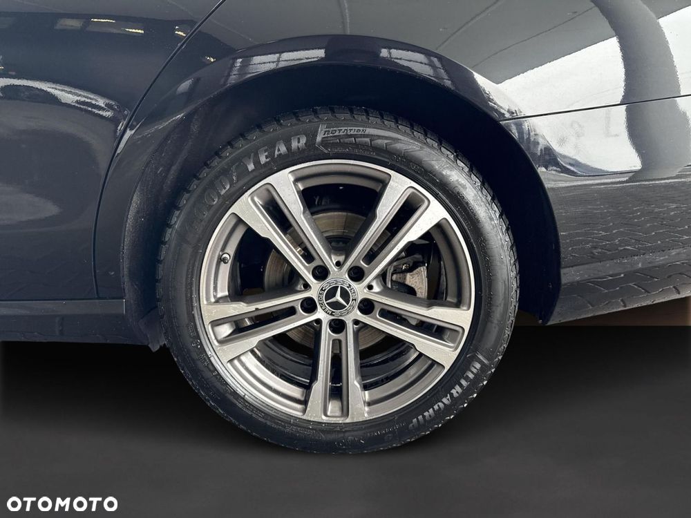 Mercedes-Benz Klasa E - 17