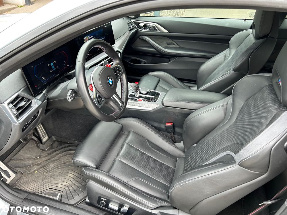 BMW M4 Competition M xDrive sport - 28