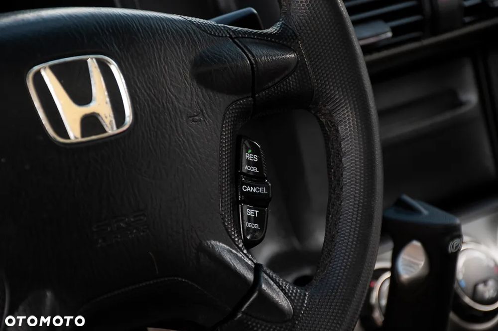 Honda CR-V 2.0i Executive - 28