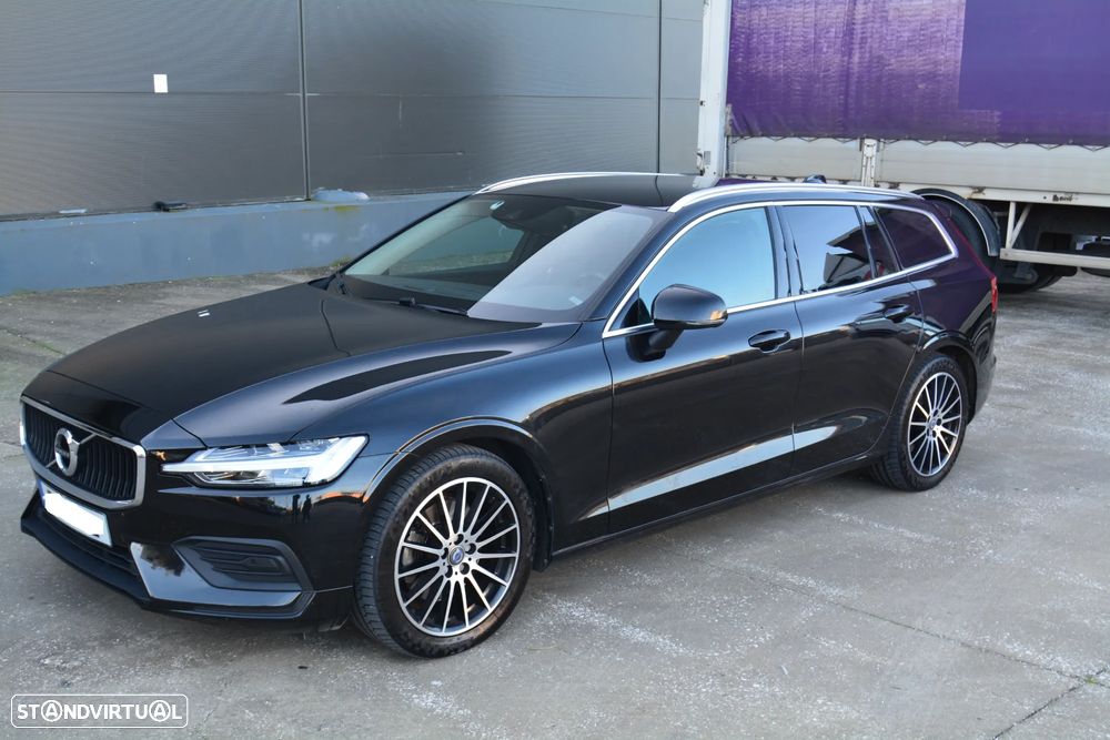 Volvo V60 2.0 D4 Momentum Plus Geartronic - 1