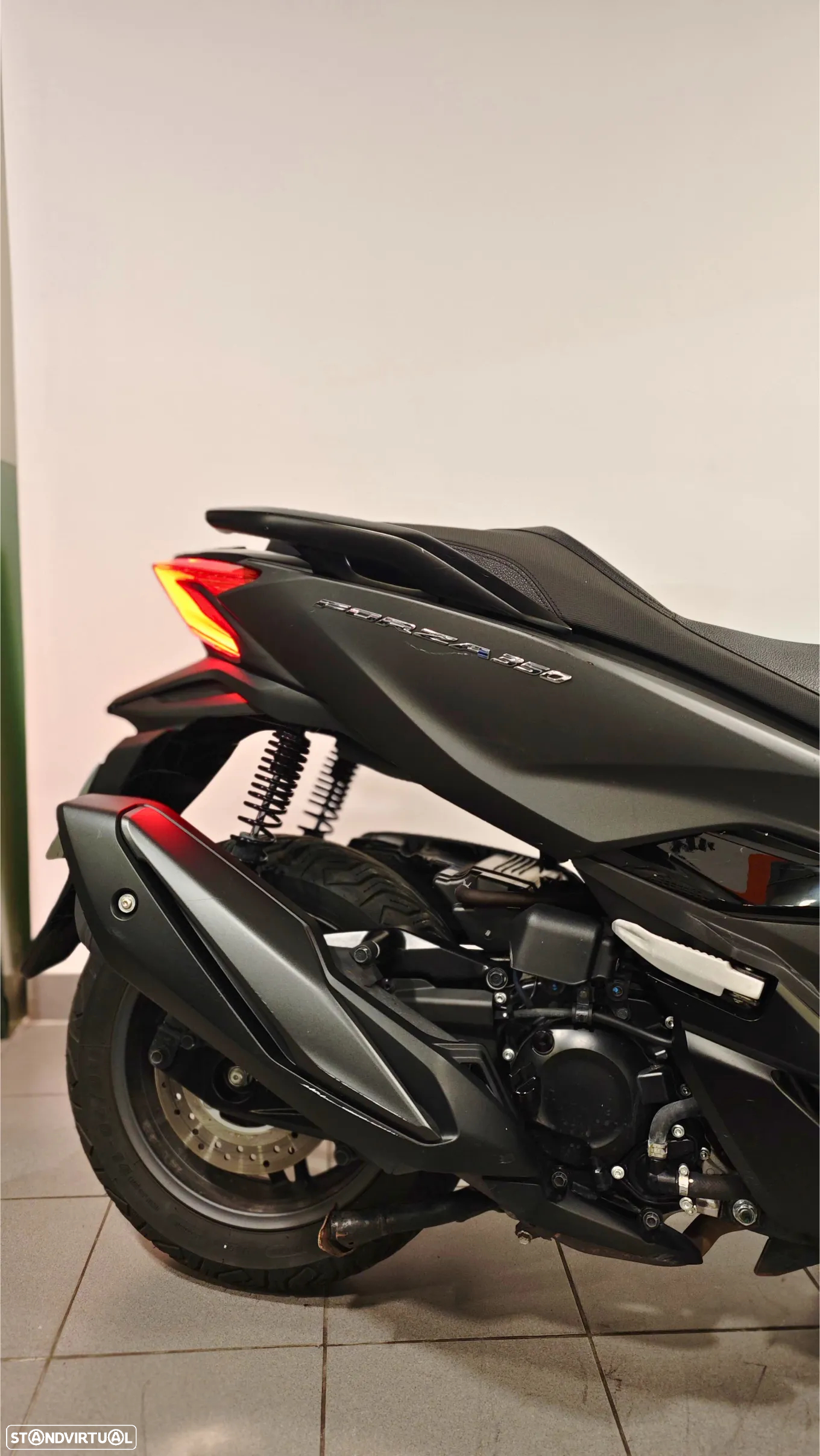 Honda Forza 350 - 11