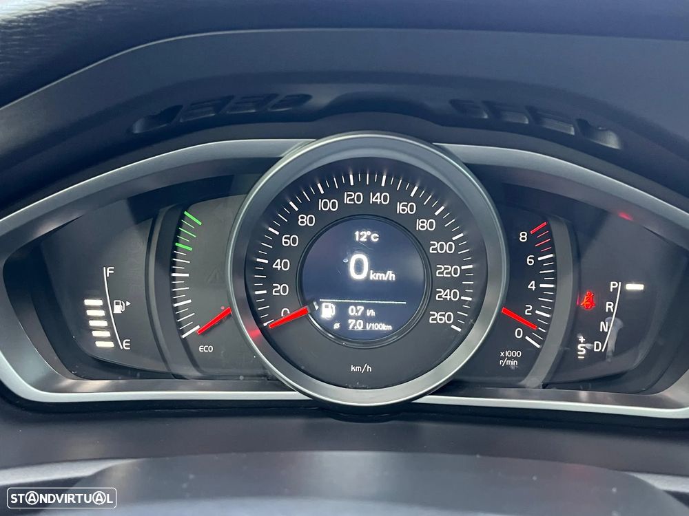 Volvo V40 1.5 T3 Sport Edition Geartronic - 22