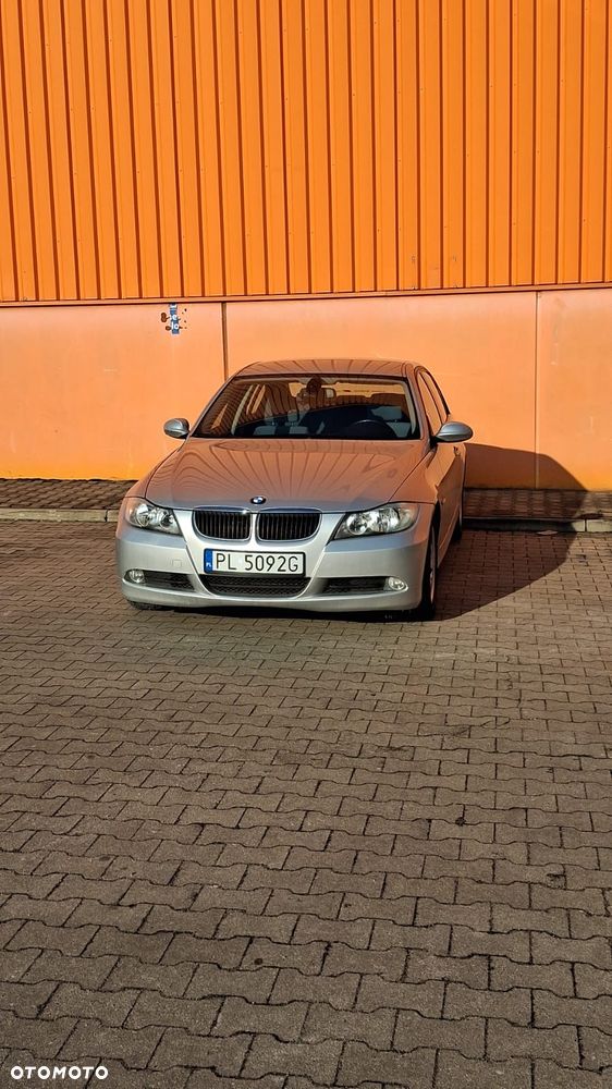 BMW Seria 3 318d - 12