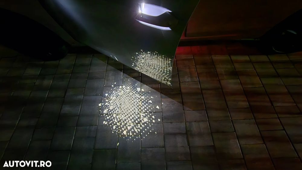 Volkswagen Golf 2.0 TDI SCR DSG Active - 28