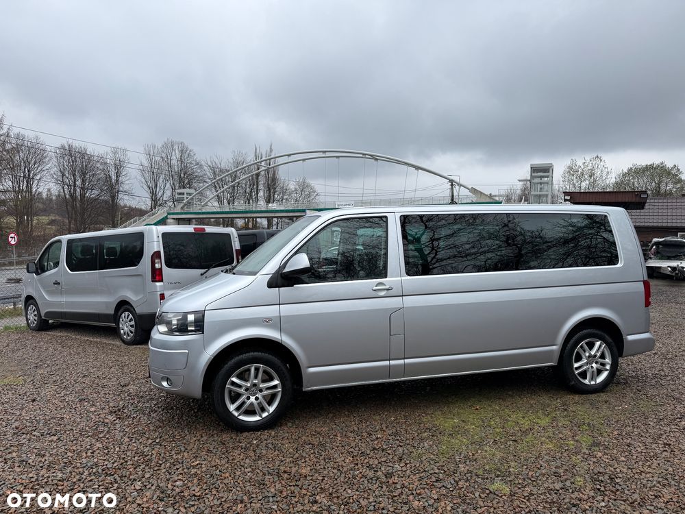 Volkswagen Caravelle - 36