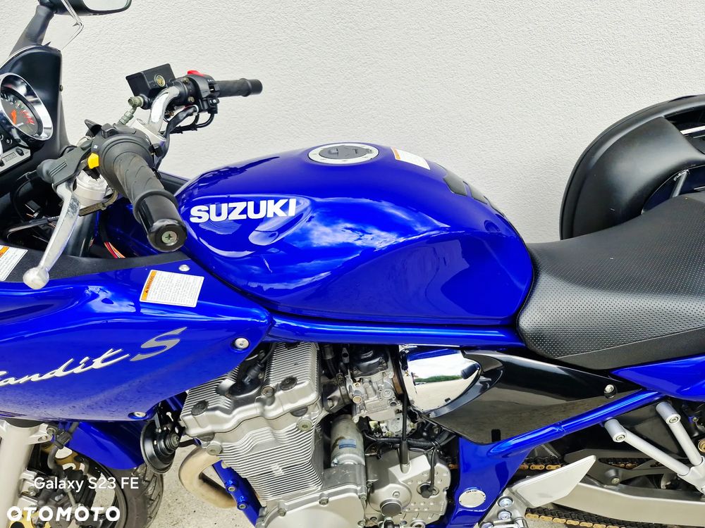 Suzuki Bandit - 14