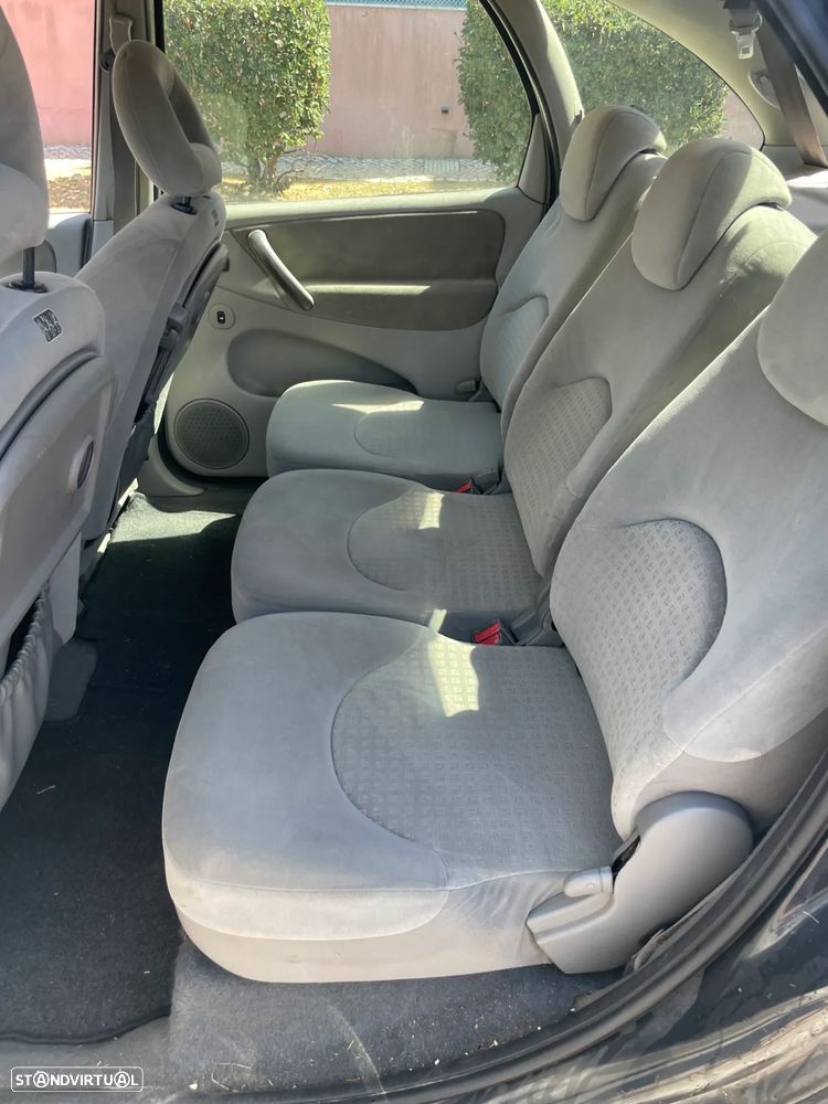 Citroën Xsara Picasso - 7