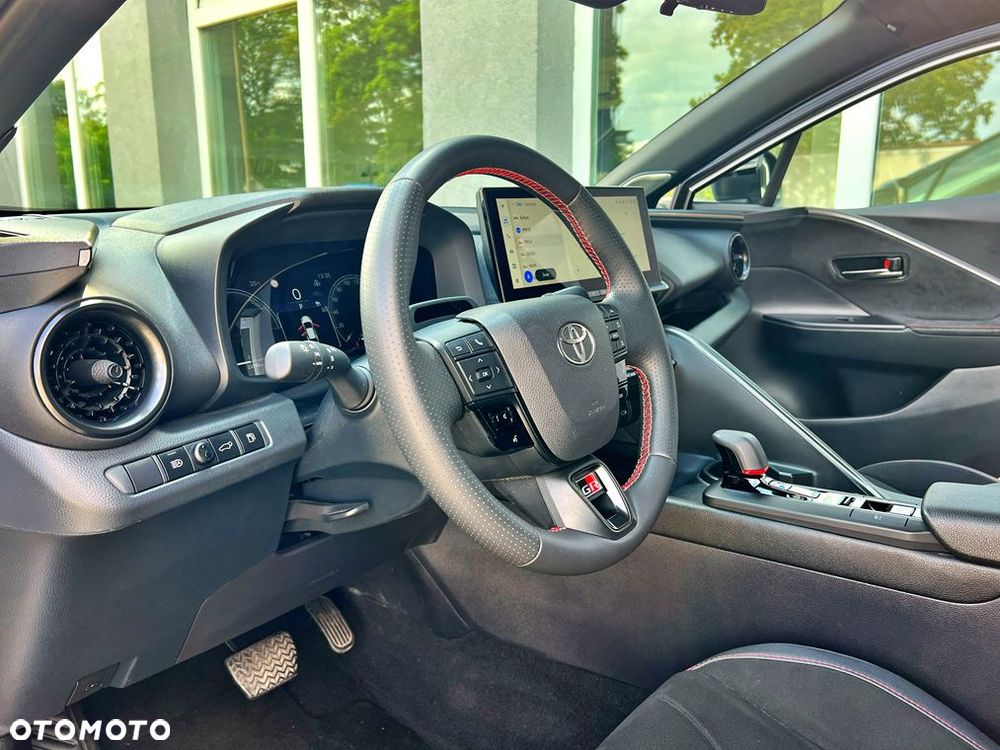 Toyota C-HR - 9