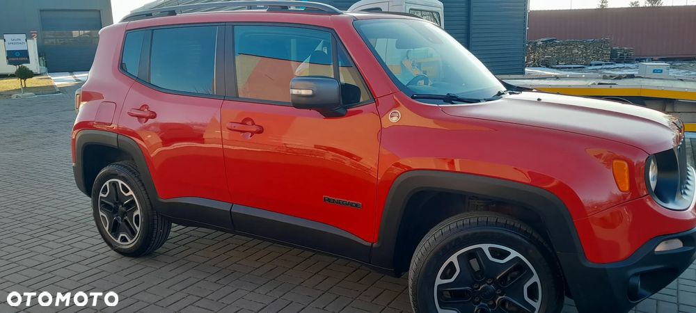 Jeep Renegade 2.0 MultiJet Trailhawk 4WD S&S - 17