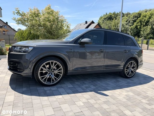 Audi Q7 - 7