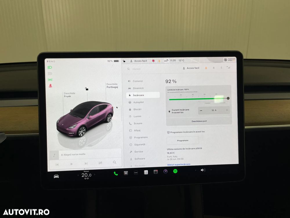 Tesla Model Y Long Range Dual Motor AWD - 24