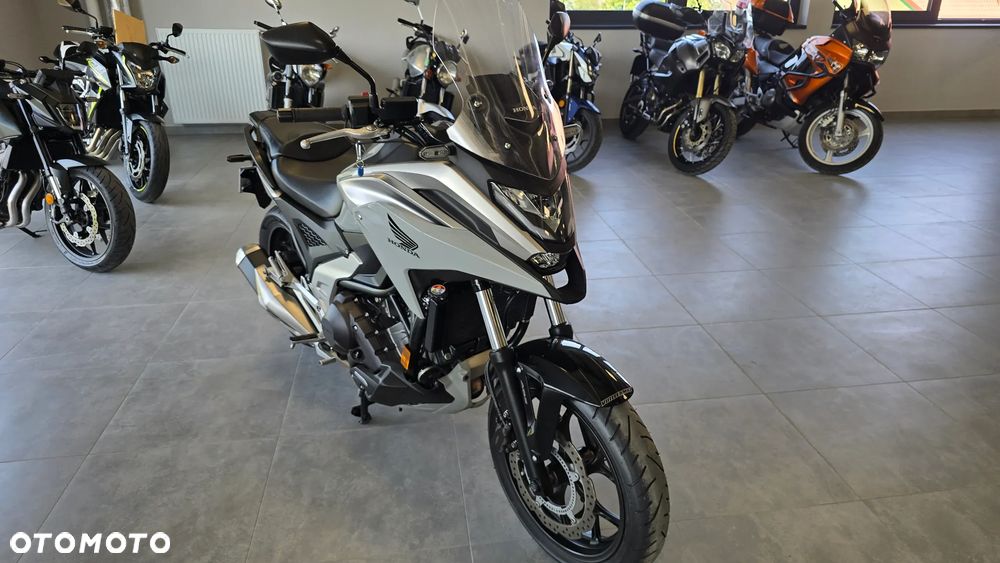 Honda NC - 33