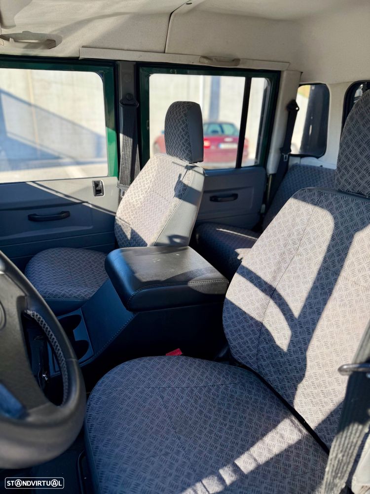 Land Rover Defender 130 2.5 TD5 Crew Cab - 28