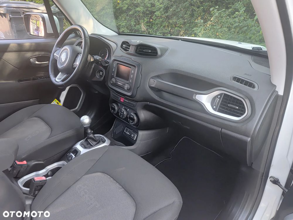 Jeep Renegade 1.6 E-TorQ Longitude FWD - 9