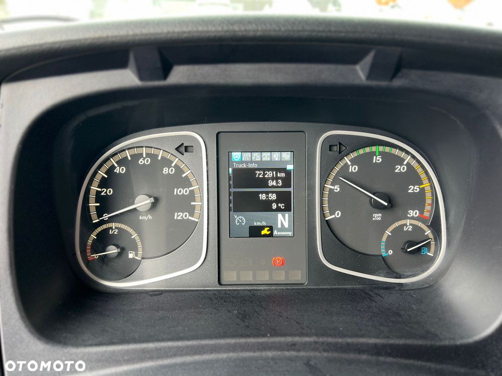 Mercedes-Benz ATEGO 818 L PLANDEKA + WINDA 3 FOTELE KLIMA PODUSZKI - 20