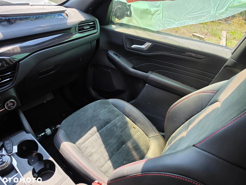 Ford Kuga 2.5 FHEV AWD ST-Line X - 7