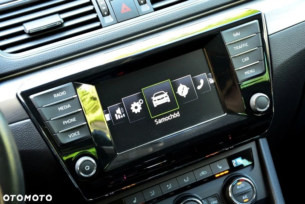 Skoda Superb 2.0 TDI DSG Style - 13