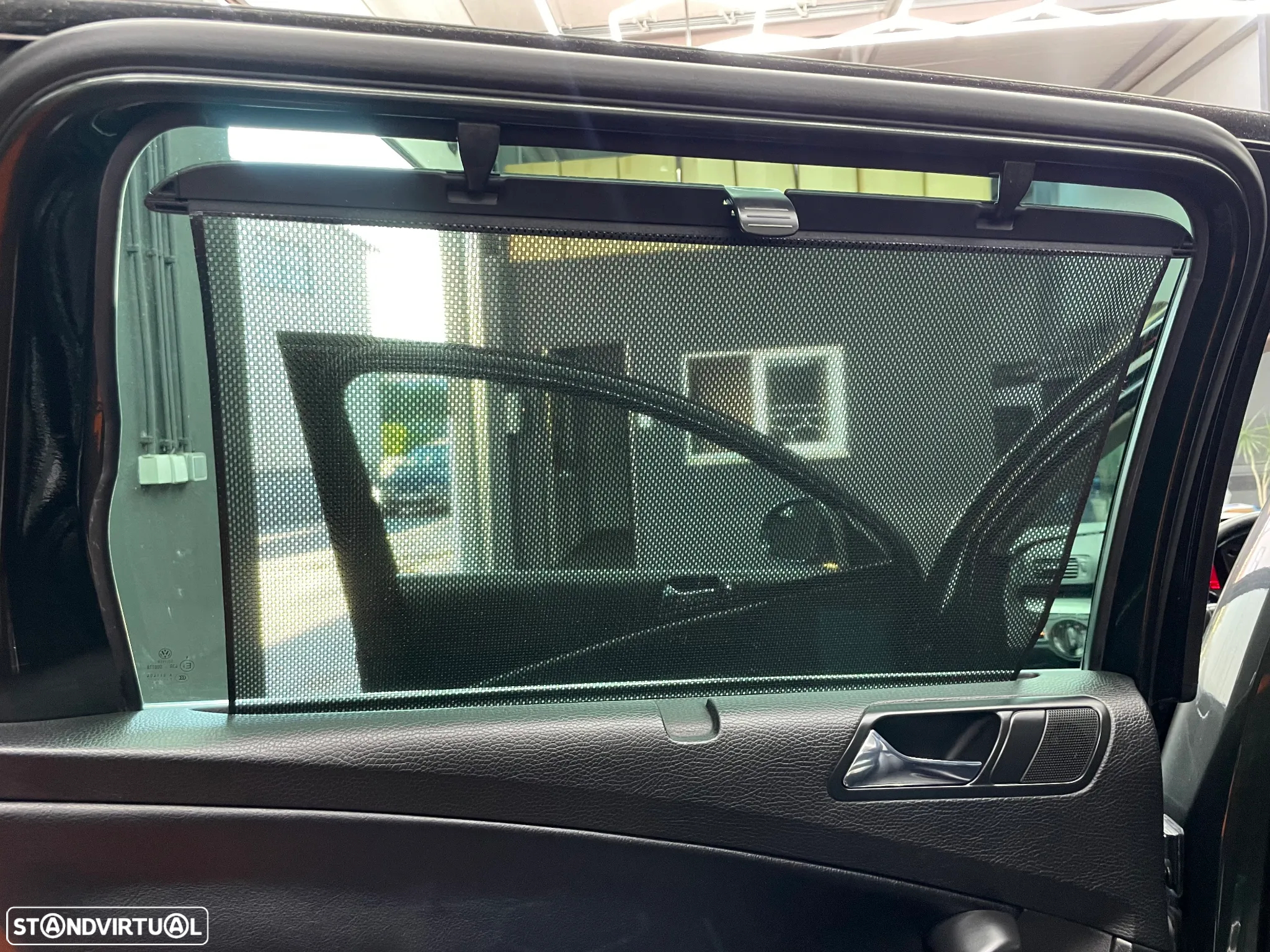 VW Passat Variant 2.0 TDi Highline - 16