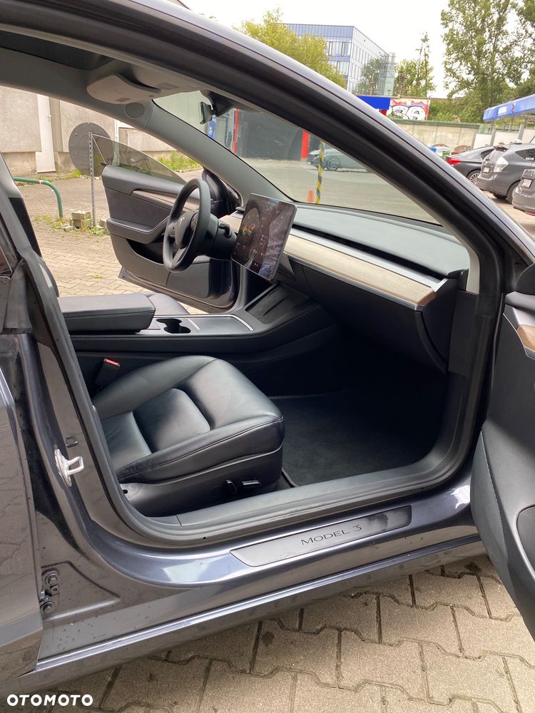 Tesla Model 3 - 19
