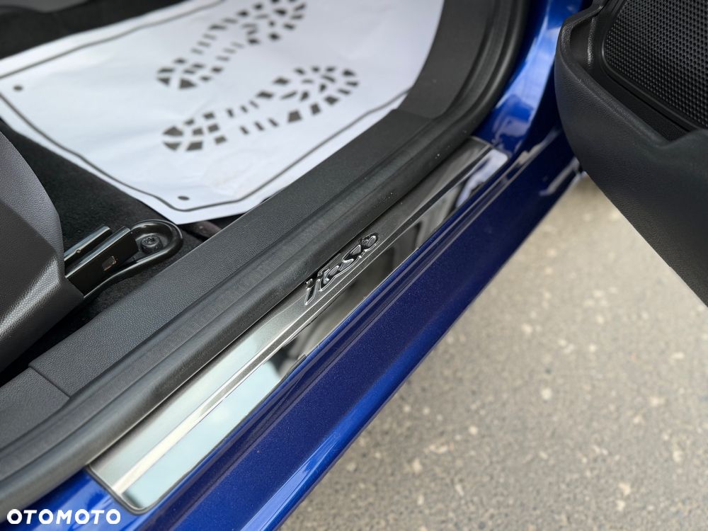 Ford Fiesta 1.0 EcoBoost S&S TREND - 24