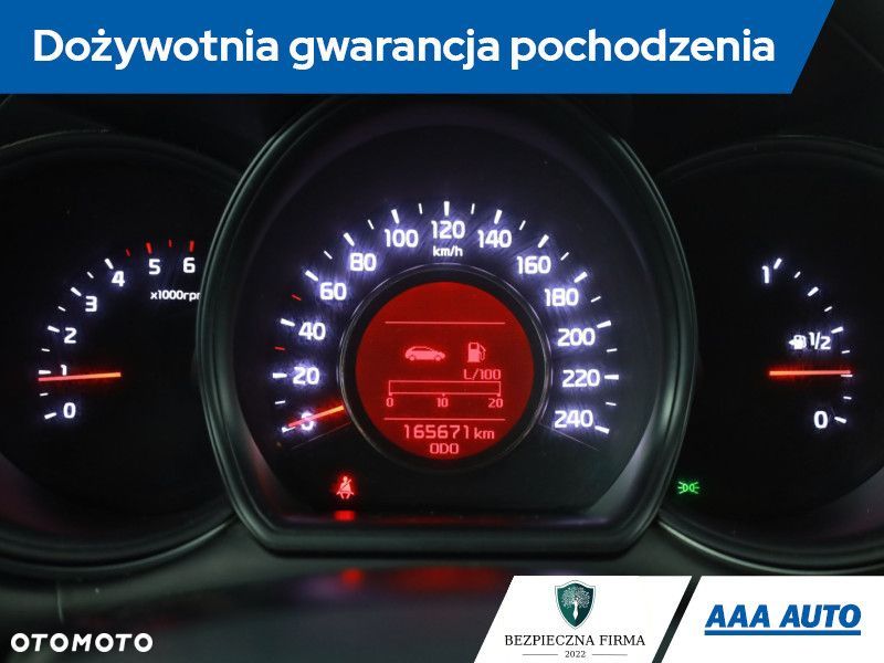 Kia Ceed - 10