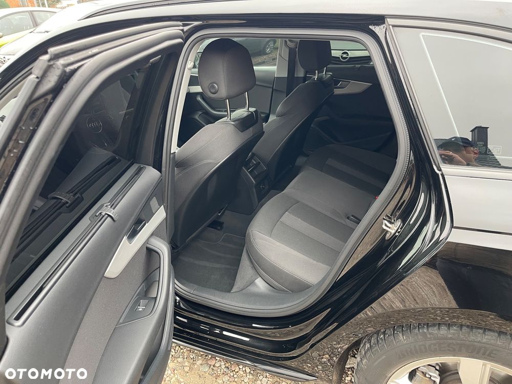 Audi A4 Avant - 11