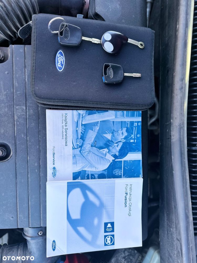 Ford Fusion 1.4 Ambiente - 18