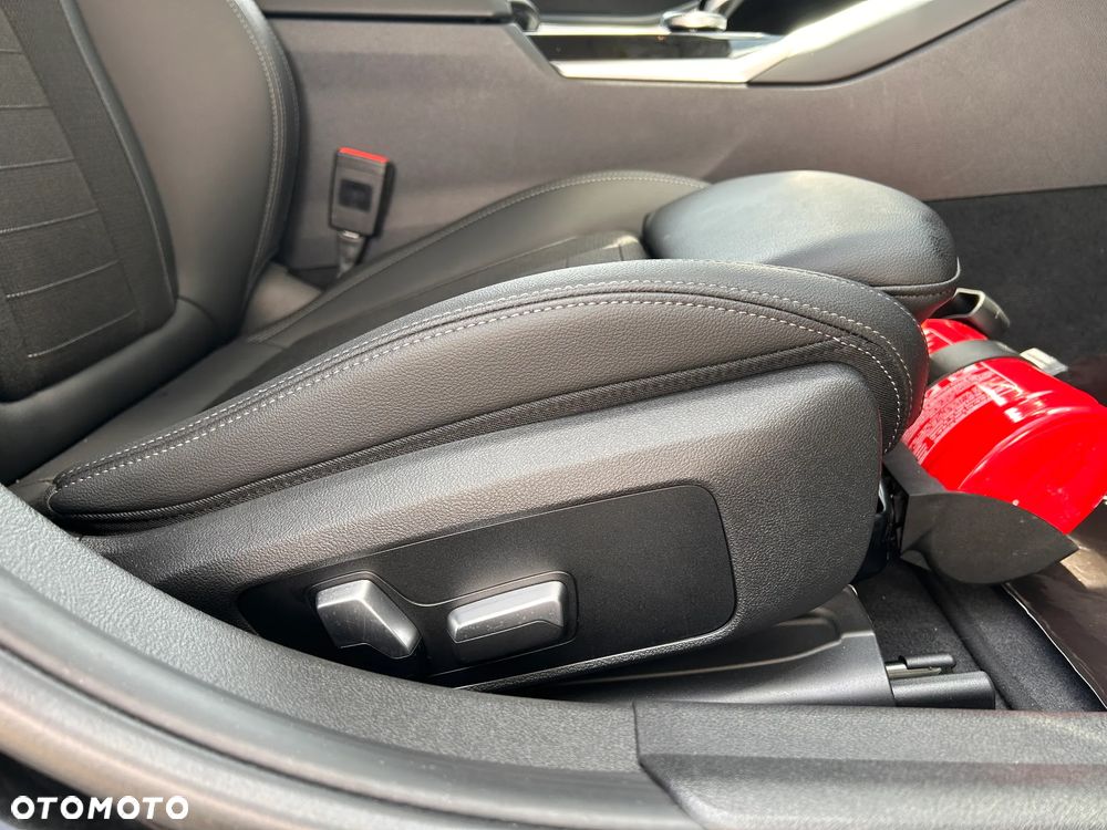 BMW Seria 3 320e xDrive Advantage sport - 19