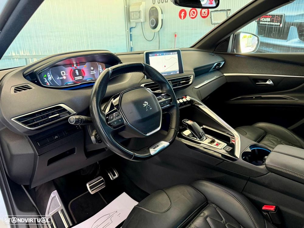 Peugeot 5008 1.5 BlueHDi GT Line J19 EAT8 - 17