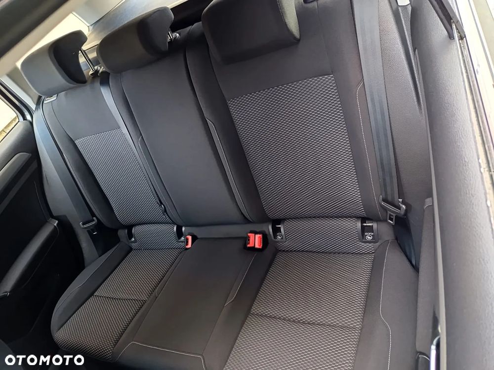 Volkswagen Golf ver-vii-1-6-tdi-bmt-comfortline - 7