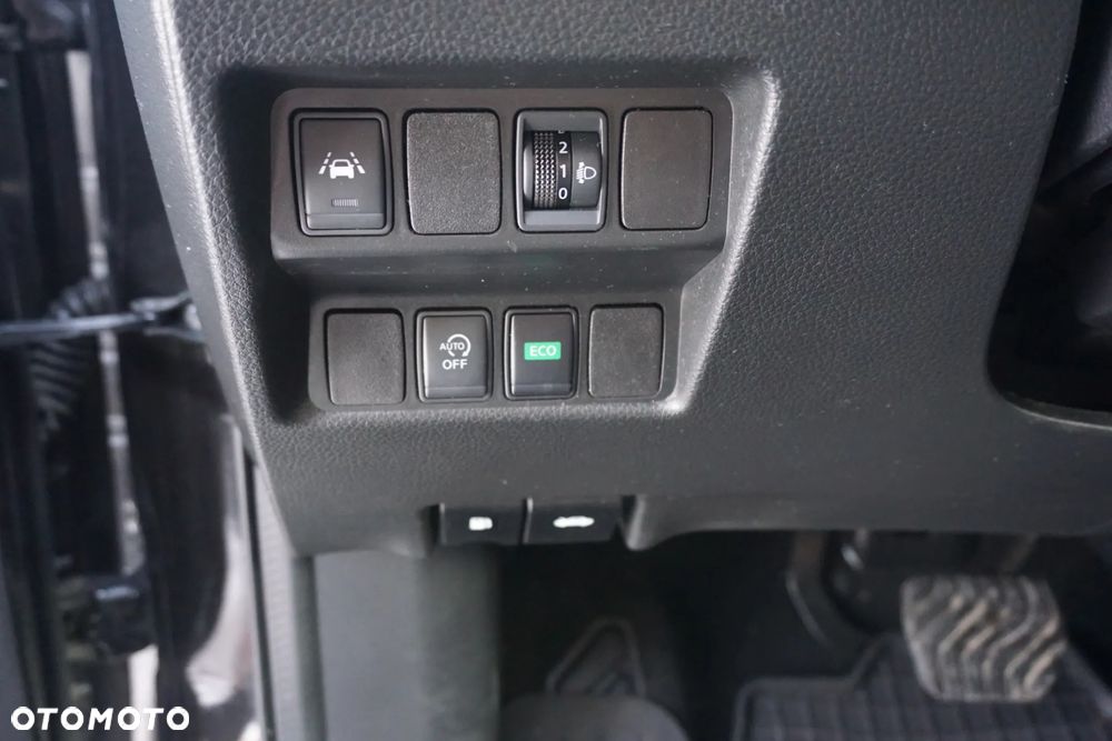 Nissan Qashqai 1.2 DIG-T N-Connecta Xtronic EU6 - 19