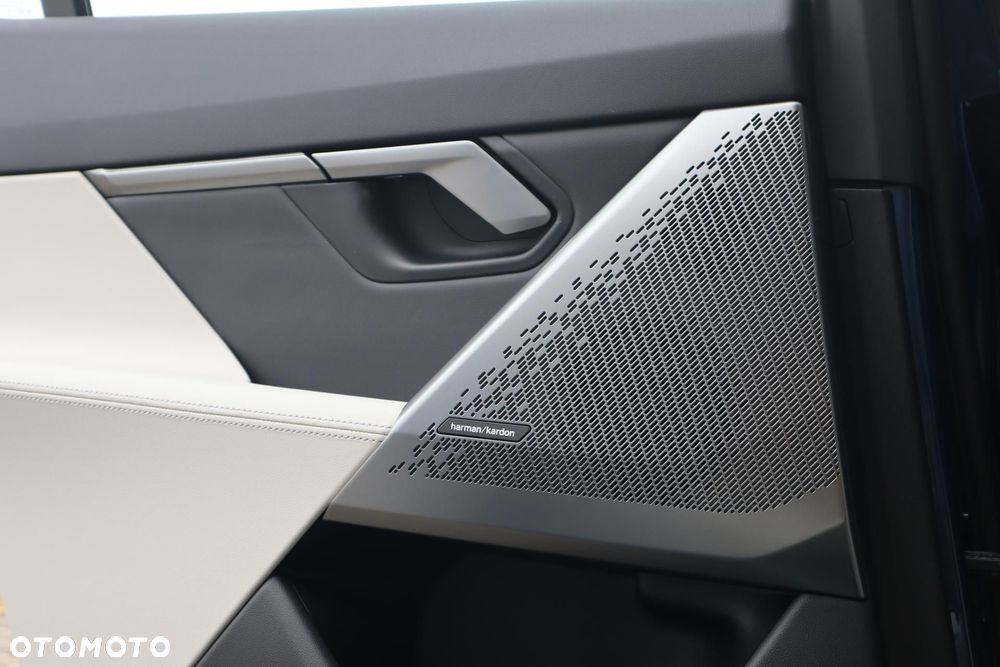 BMW i5 - 22