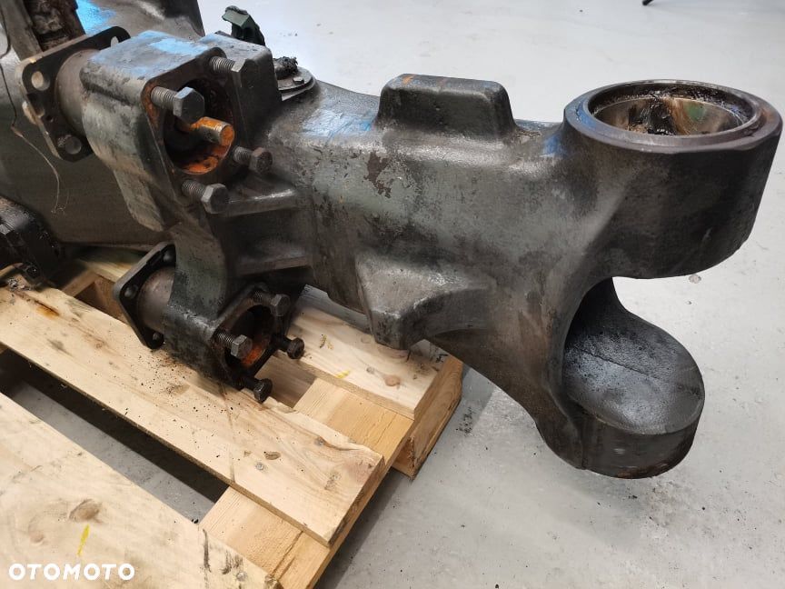 Obudowa osi Massey Ferguson 8690 7700102862 - 3