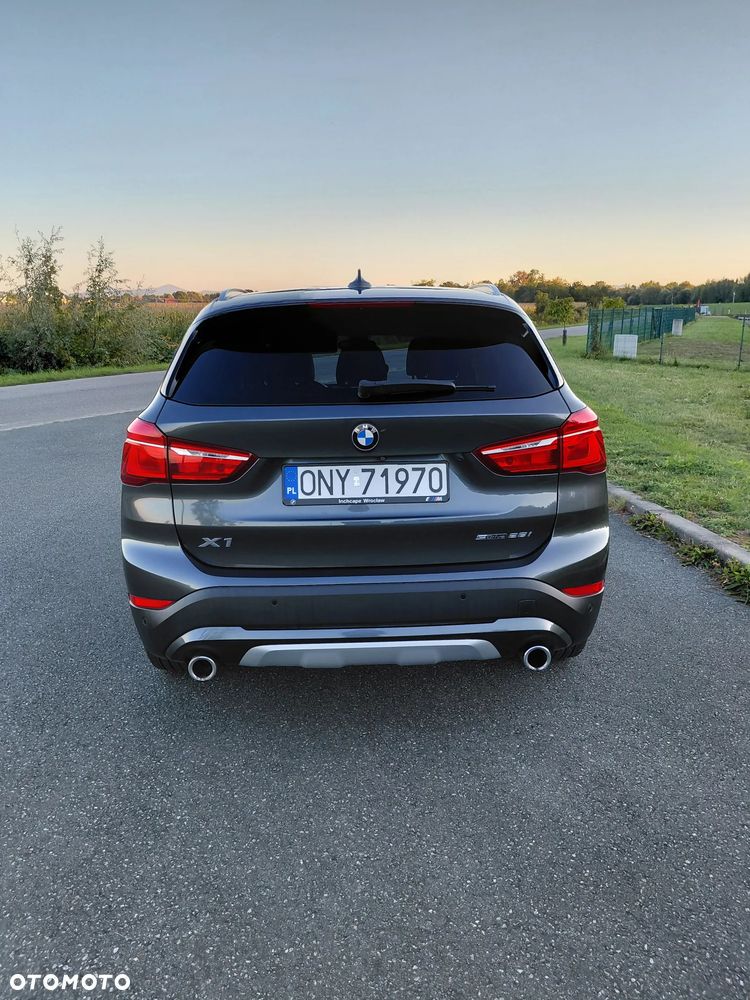 BMW X1 - 11