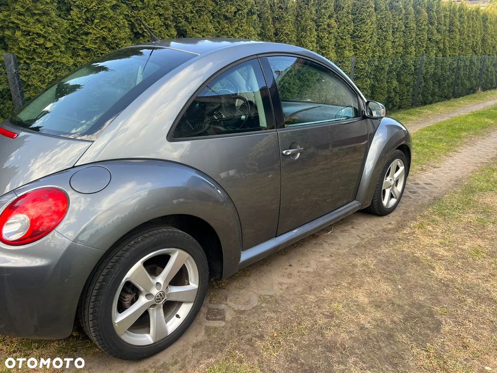 Volkswagen New Beetle 1.6 - 2