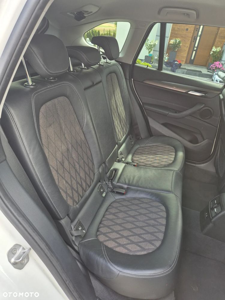 BMW X1 sDrive18d Advantage sport - 15