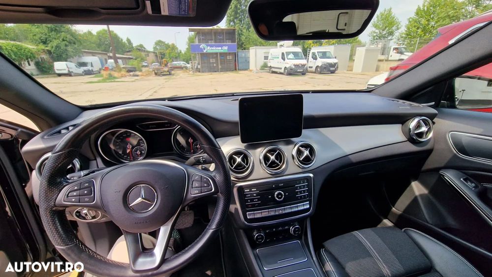 Mercedes-Benz GLA - 6