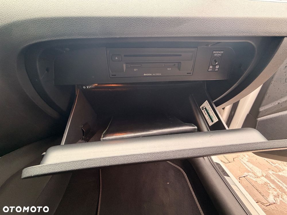 Skoda Octavia 2.0 TDI RS DSG EU6 - 38