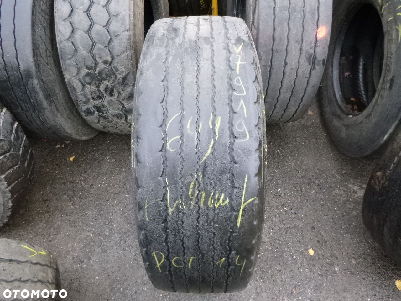 Opona ciężarowa 385/65R22.5 Bridgestone R164. Opony ciężarowe - 2