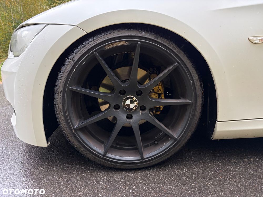 BMW Seria 3 320i - 21