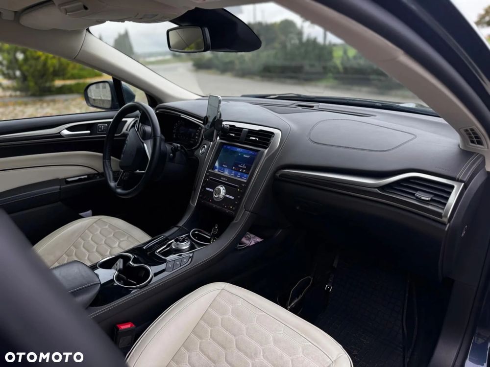Ford Mondeo 2.0 EcoBlue VIGNALE - 12