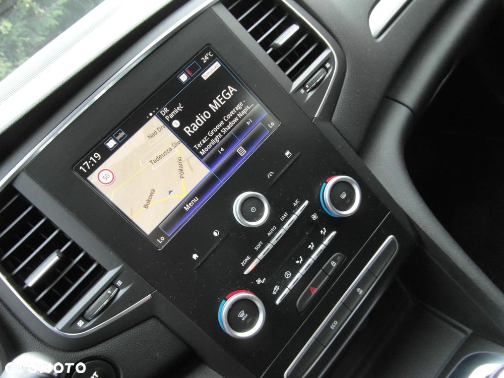 Renault Megane ENERGY TCe 100 PLAY - 25
