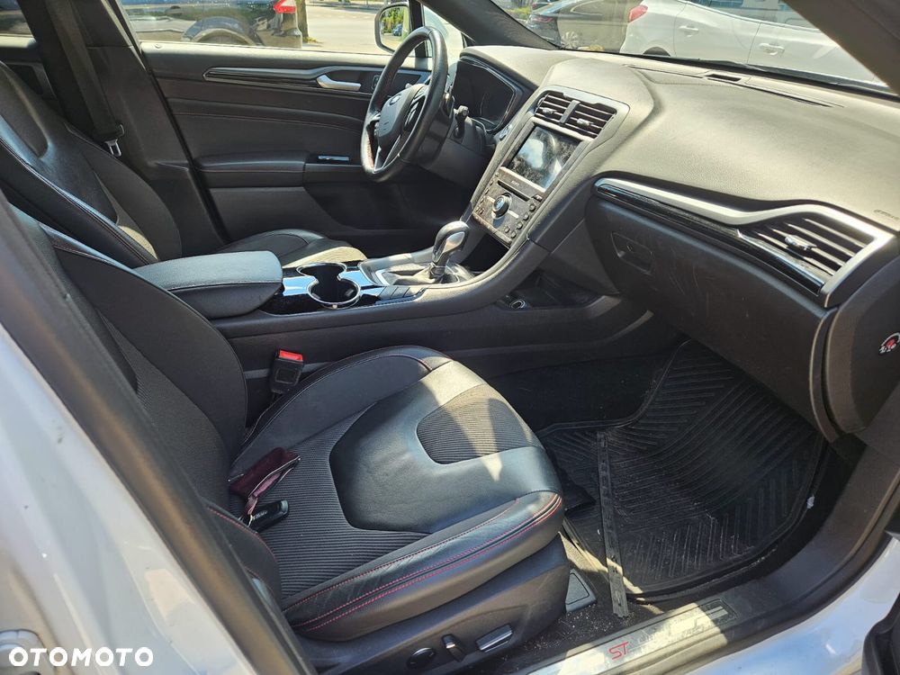 Ford Mondeo 2.0 TDCi Bi-Turbo PowerShift-Aut ST-Line - 3